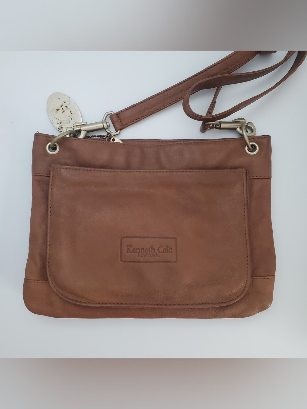 Kenneth Cole New York Tan/Brown Vintage Shoulder Bag